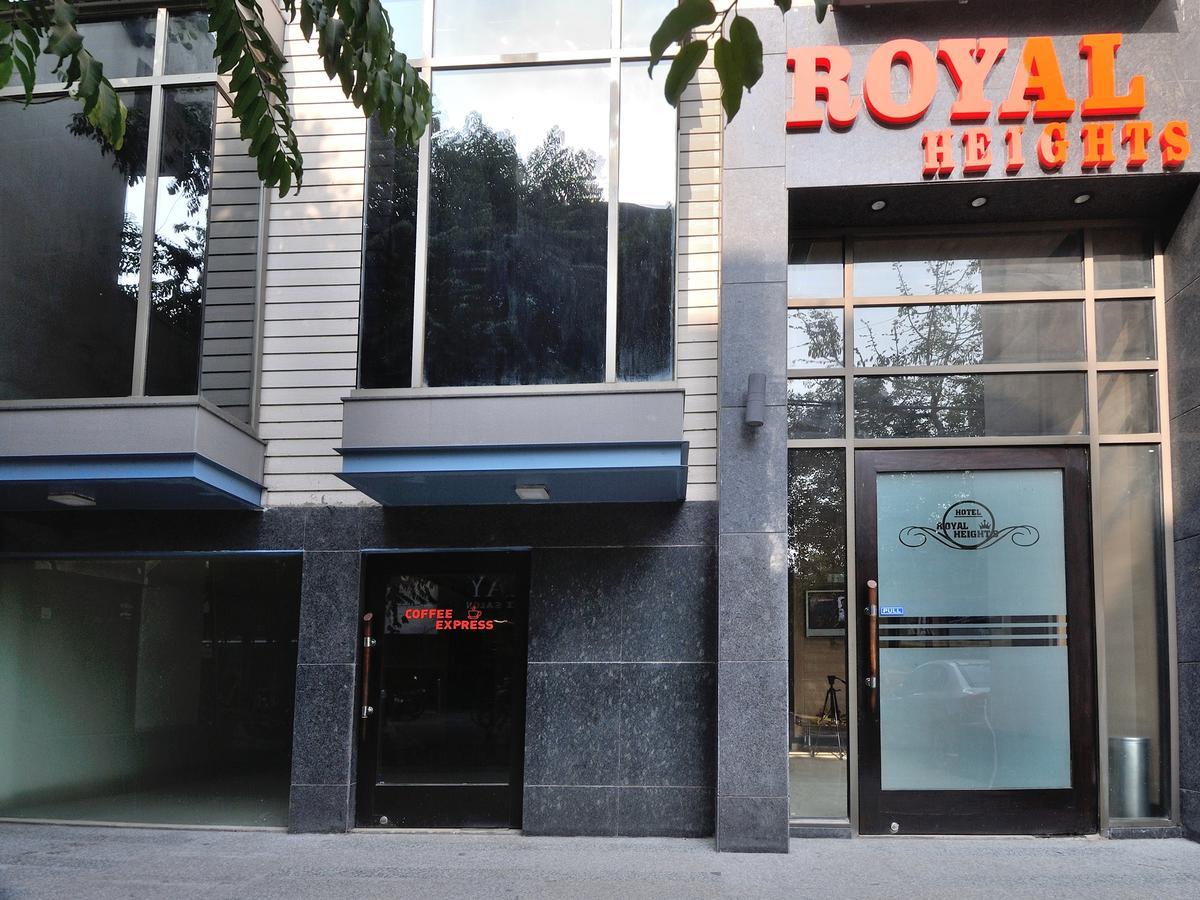 Hotel Royal Grand - Opposite Axis Bank East Patel Nagar Нью-Дели Экстерьер фото